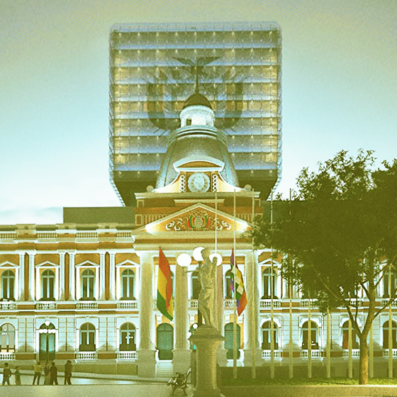 La Asamblea Legislativa Plurinacional de Bolivia, tras el antiguo Palacio Legislativo del Congreso Nacional